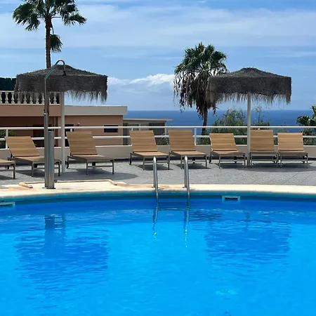 Paulmarie Ocean View Апартаменты *
