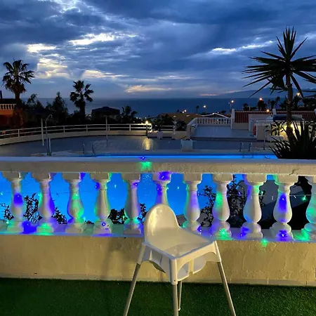 Paulmarie Ocean View Apartmán *