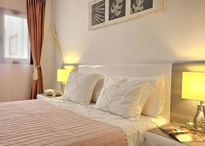 Paulmarie Ocean View Апартаменти