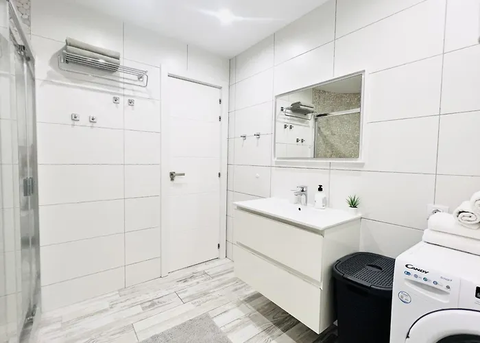 Апартаменти Paulmarie Ocean View