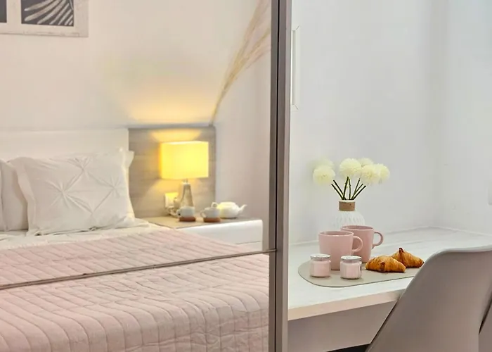 Paulmarie Ocean View Адехе