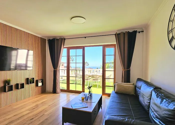 Paulmarie Ocean View * Адехе