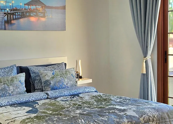 Paulmarie Ocean View Апартаменти