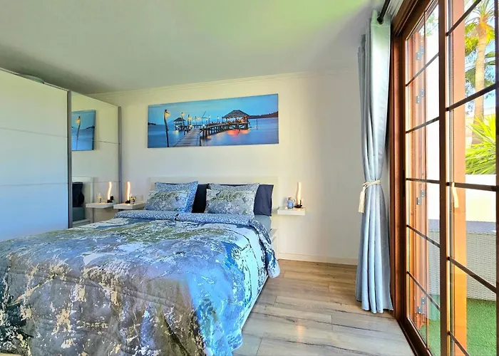 Апартаменти Paulmarie Ocean View *